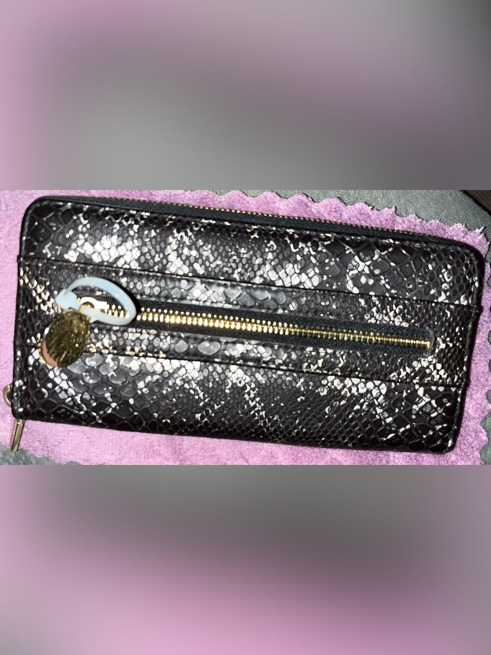 Anne Klein NWOT Black Snake-Embossed Zip Wallet